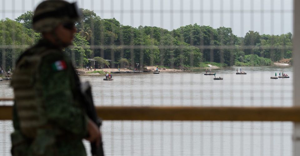 Con más de mil soldados desplegados, la Sedena consuma control de las aduanas fronterizas del país