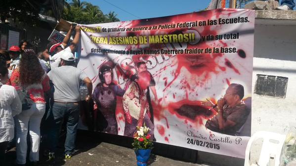 Maestros de la Ceteg marchan en Acapulco por tercer día consecutivo