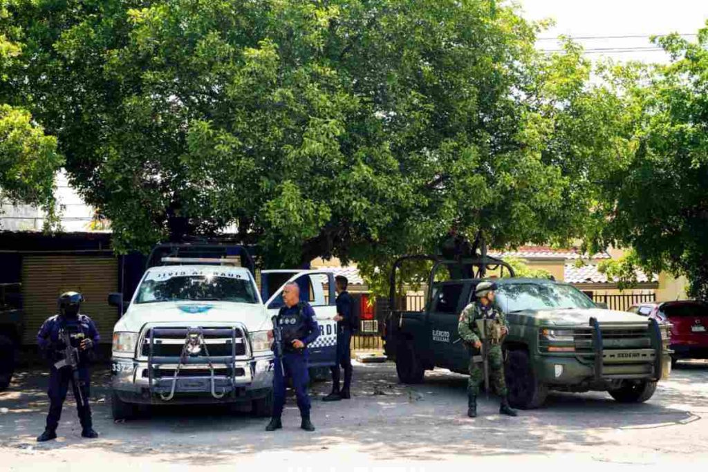 Cancelan clases y Fiestas Patrias en La Ruana, Michoacán, tras ataques
